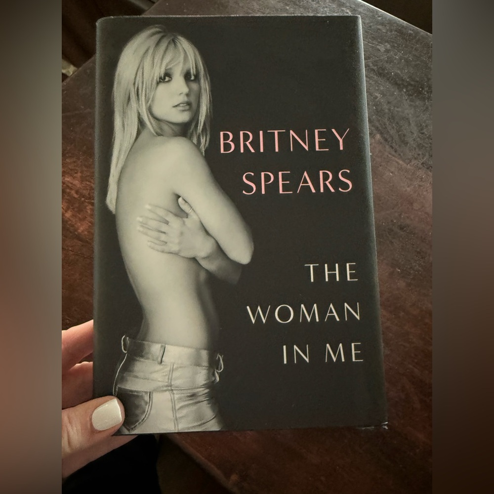 The Woman in Me Hardcover Britney Spears Biography BUNDLE TO SAVE